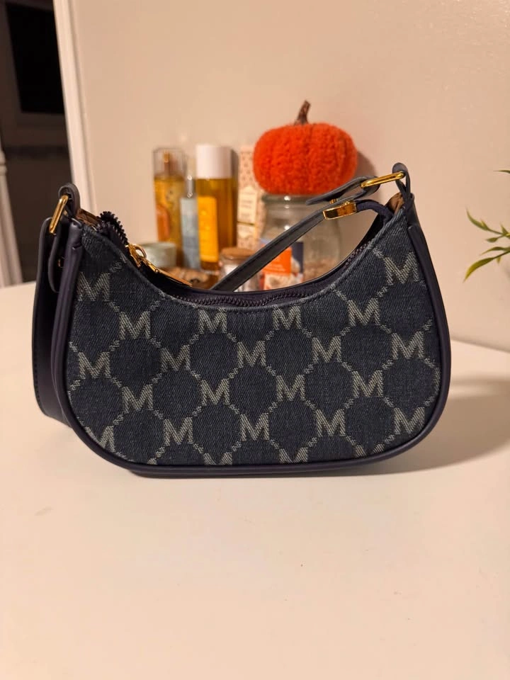 Michael Kors Mini Purse (Blue) - photo 2