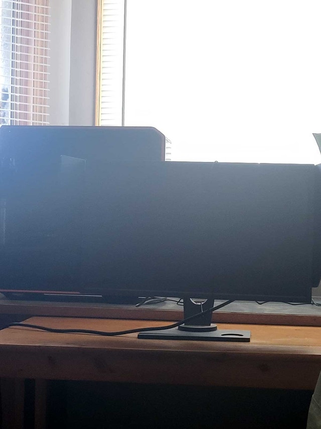 Monitor (27" 240Hz 1ms) + Free Wooden Desk - photo 2