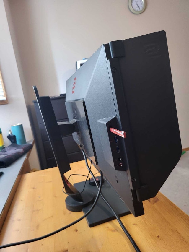 Monitor (27" 240Hz 1ms) + Free Wooden Desk - photo 4