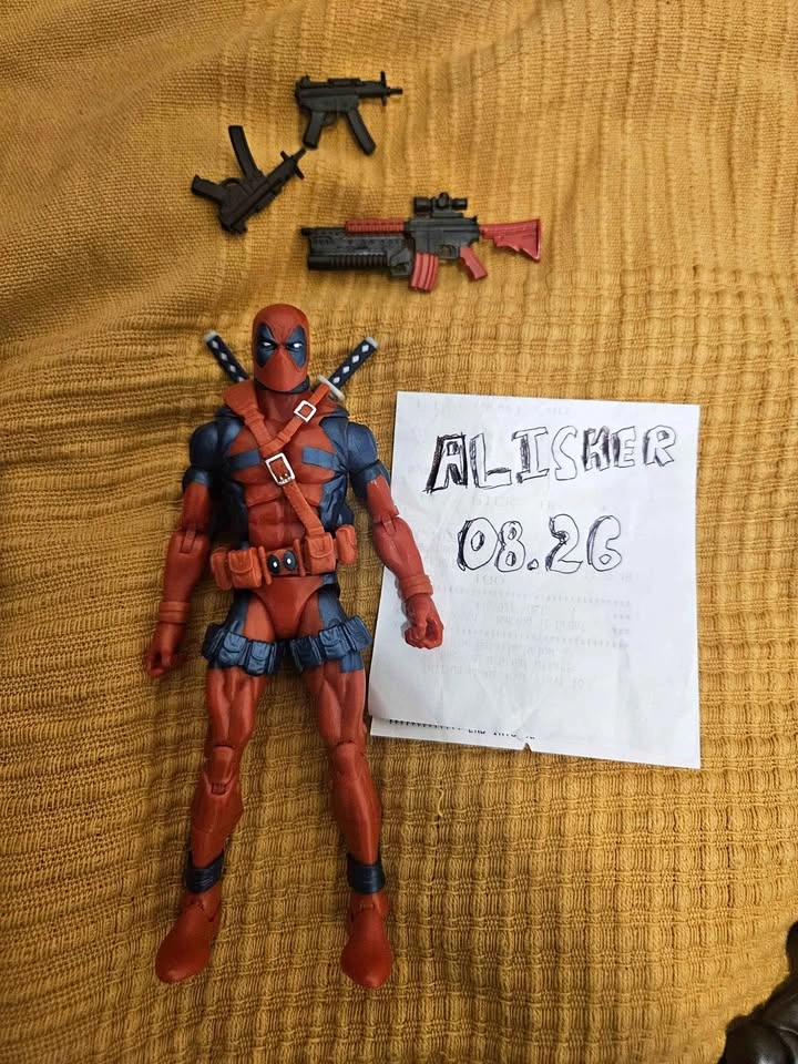 Marvel Legends Retro Deadpool Action Figure