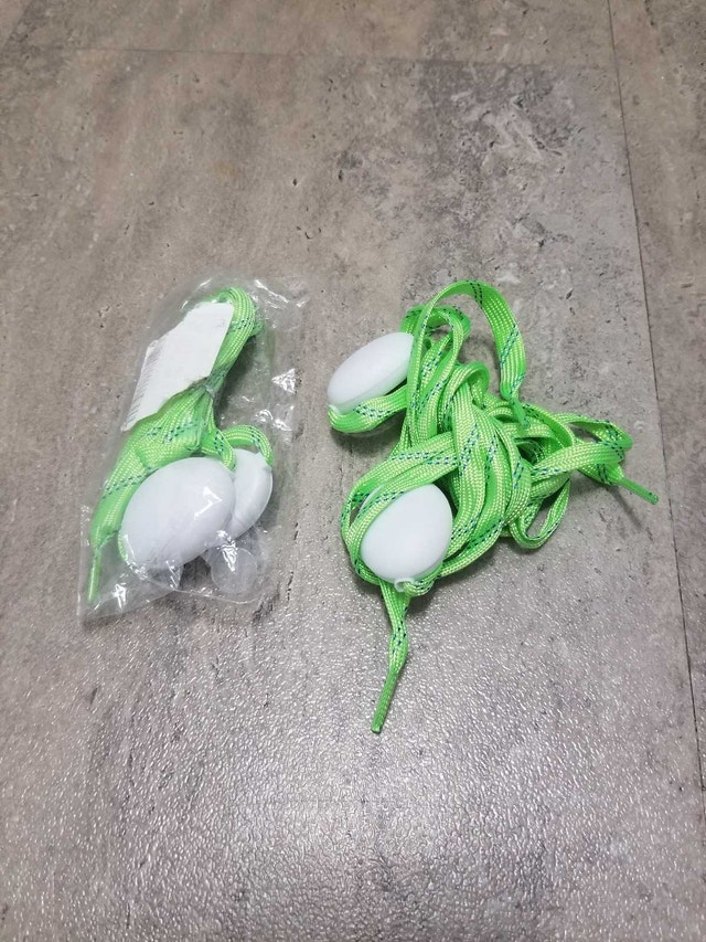 2 Pairs of LED Shoe laces Lights Up Flashing Lights - photo 3