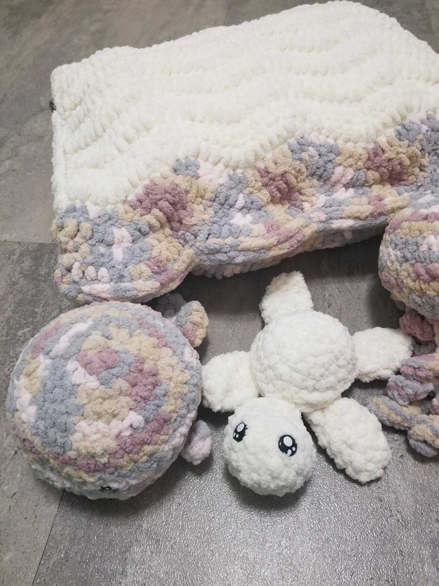 crochet pillow & plush set - photo 2