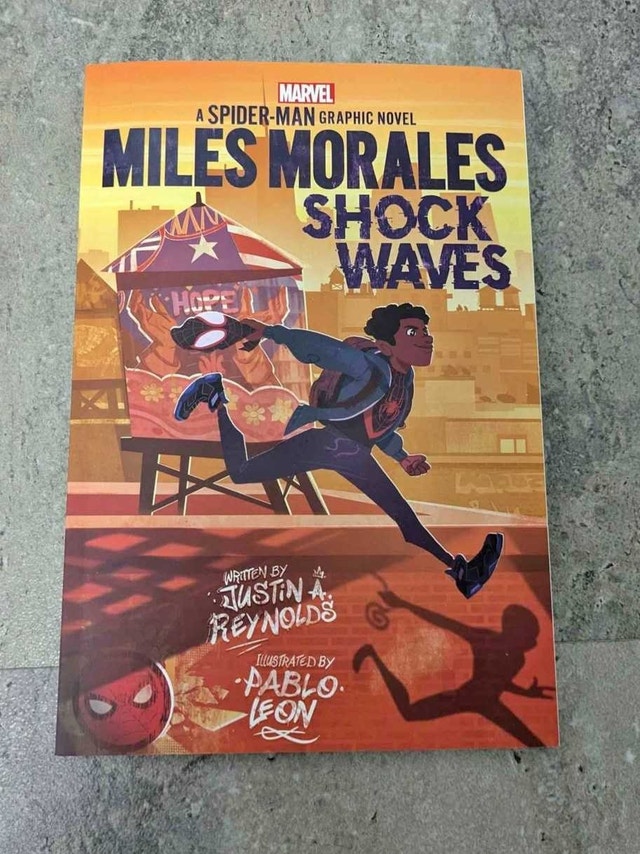 Graphic Novel - Miles Morales: Shock Waves