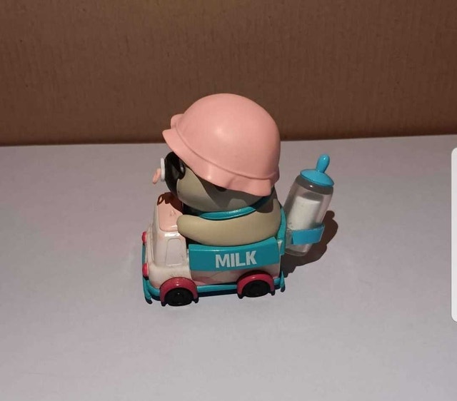 Mini Pug on Milk Scooter Figurine - photo 2