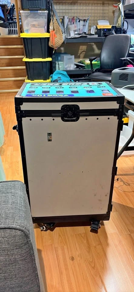 Rolling Makeup/ Tool/ Working Station with Fold-Out Table