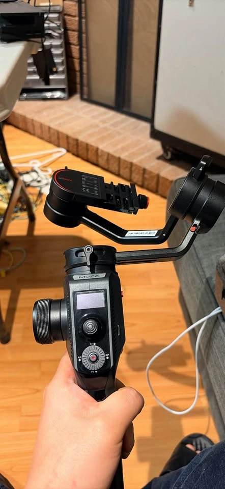 Moza Air 2 3-Axis Gimbal Stabilizer - photo 2