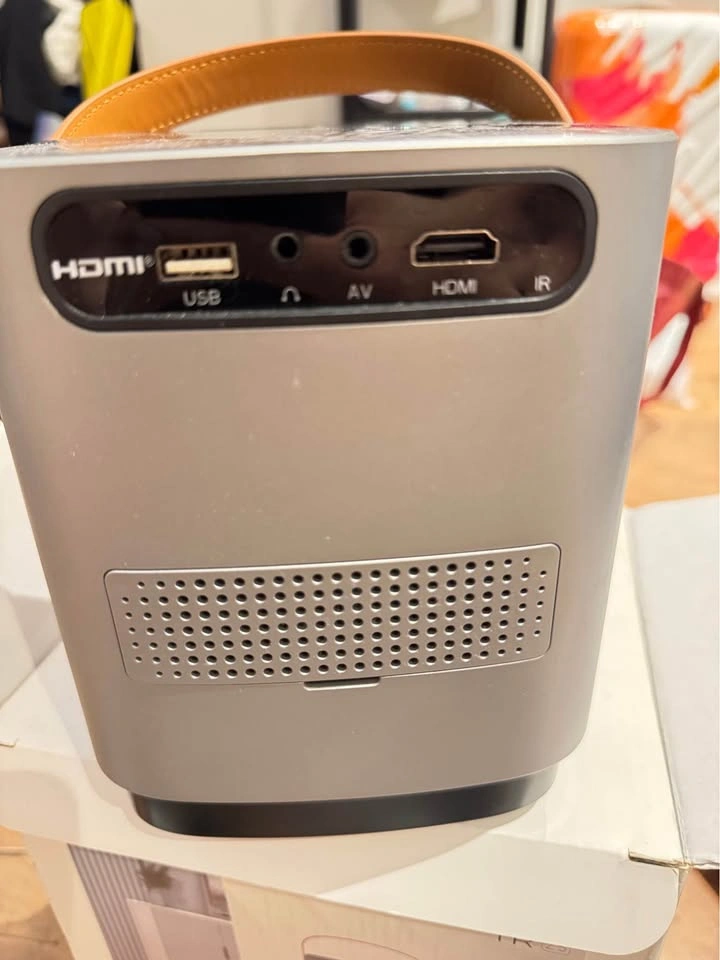 TOPTRO TR23 Portable Projector - photo 3