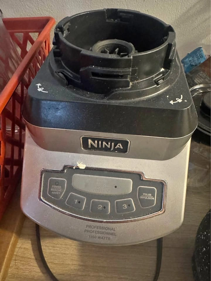 Ninja Professional Blender BL660C