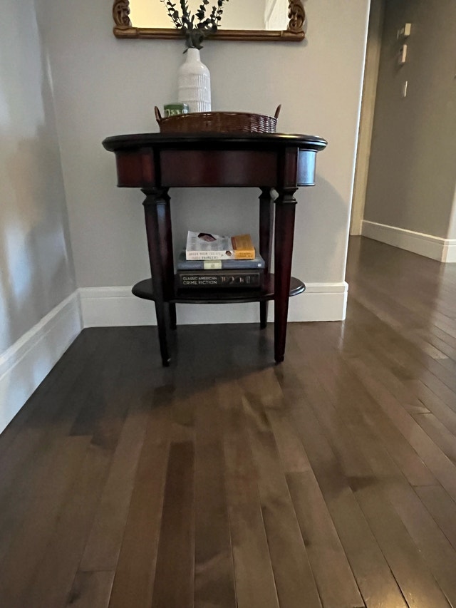 Accent Table