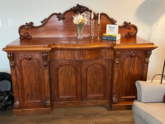 Hutch/Sideboard - photo 2
