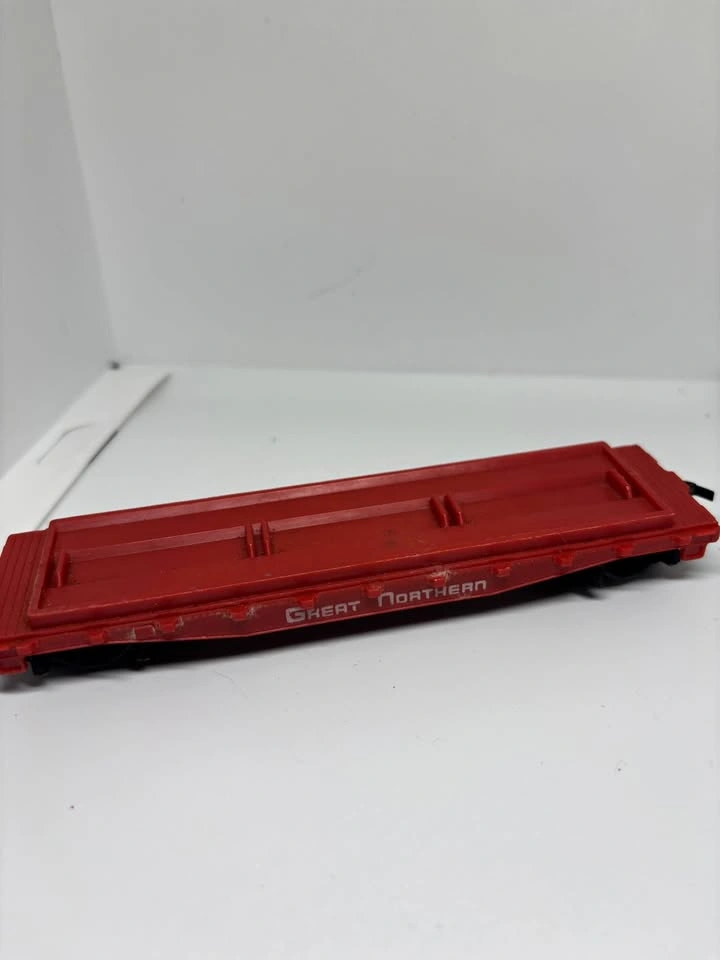 HO Scale Great Northern Flatcar