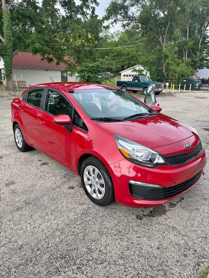 2017 Kia Forte LX Sedan 4D