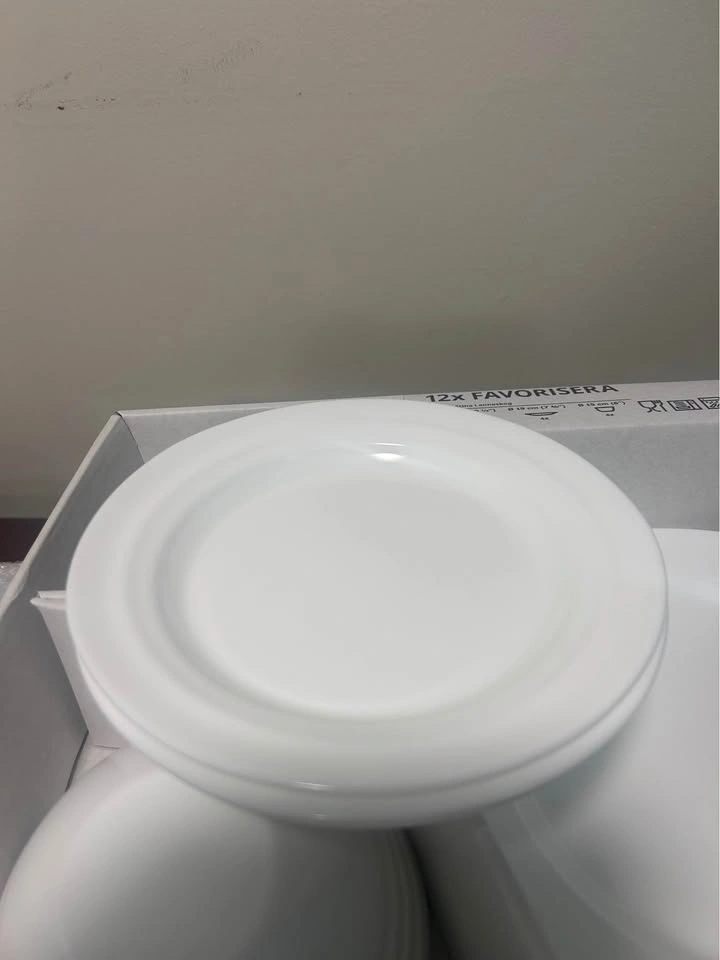Plates, bowls, and small plates - photo 2