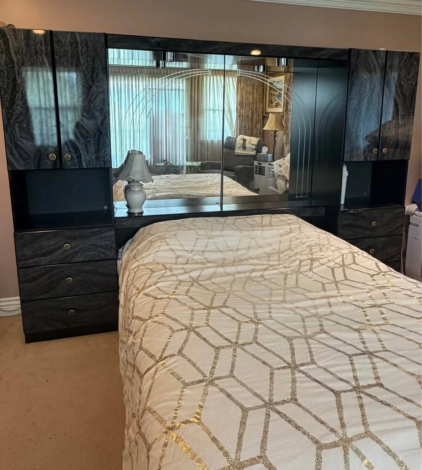 Queen Bedroom Set - Storage Bed + Dresser - photo 3