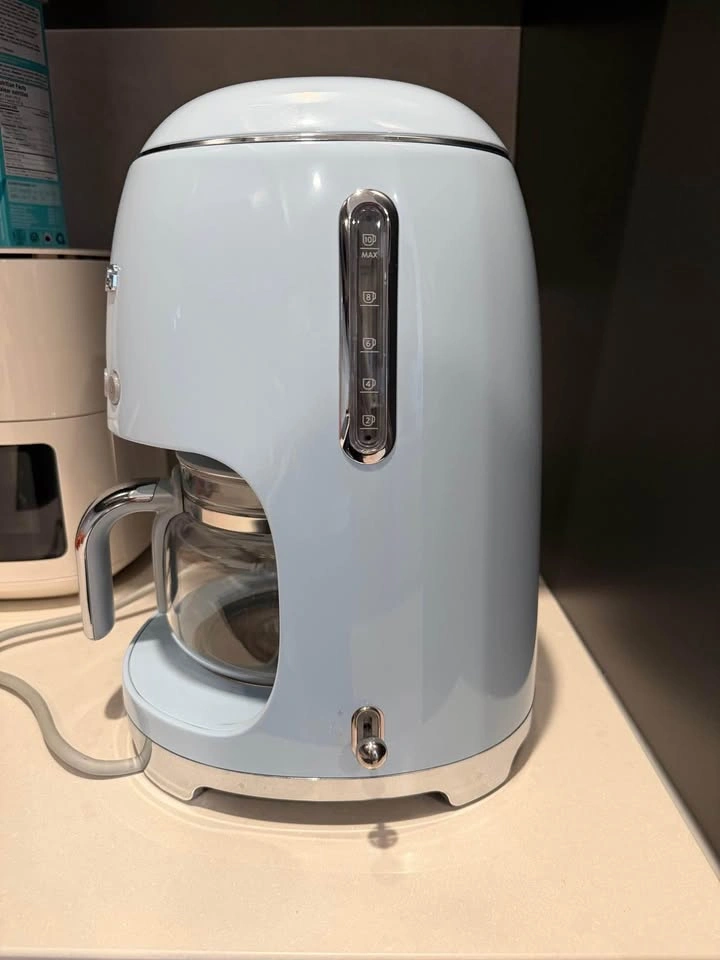 Smeg Drip Filter Coffee Machine - photo 2