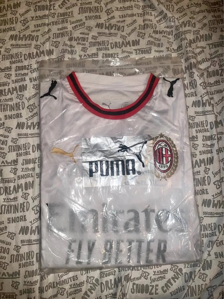 AC Milan 2026/27 Away Jersey – White – Size M – Brand New