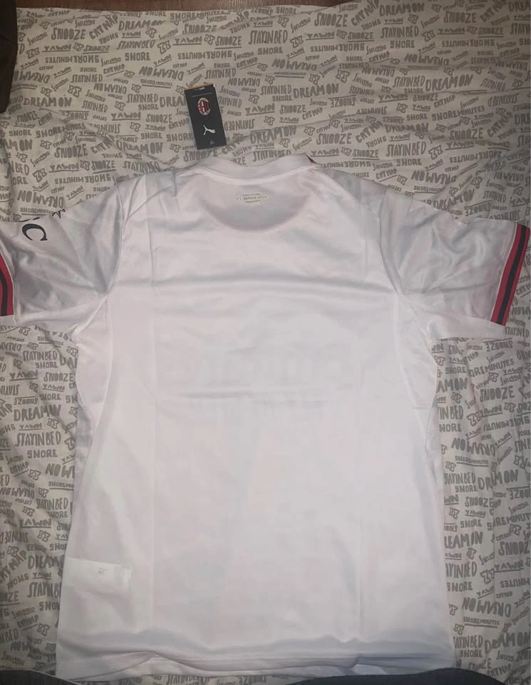 AC Milan 2026/27 Away Jersey – White – Size M – Brand New - photo 3