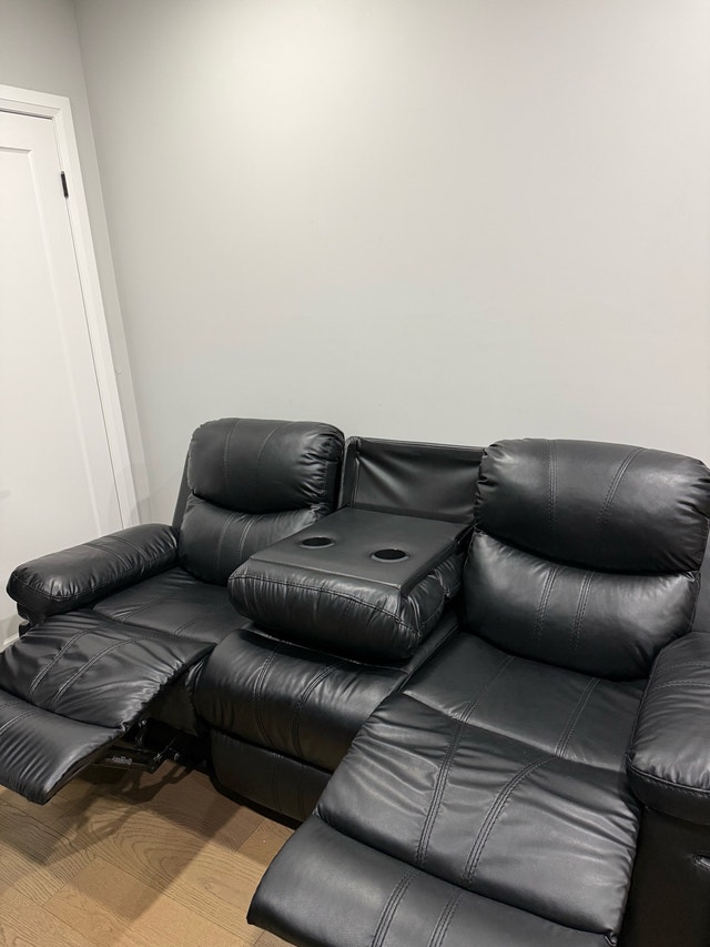 3-Seater Black Leather Reclining Sofa w/ Console — Like New - photo 2