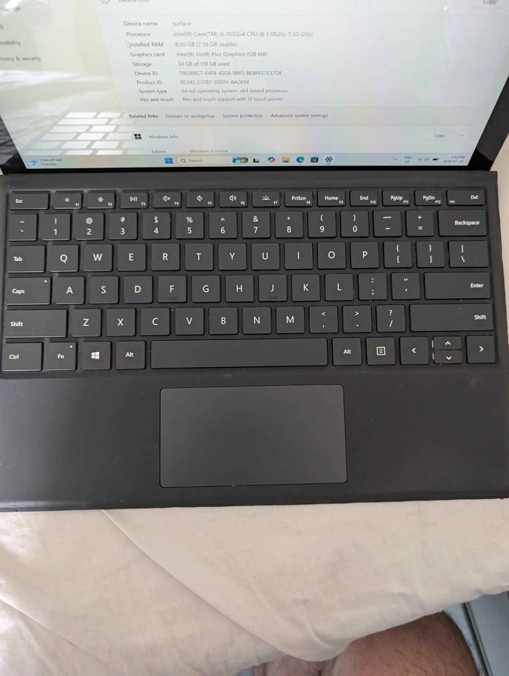 Microsoft Surface Pro 7 (Intel i5, 8GB RAM) - photo 4