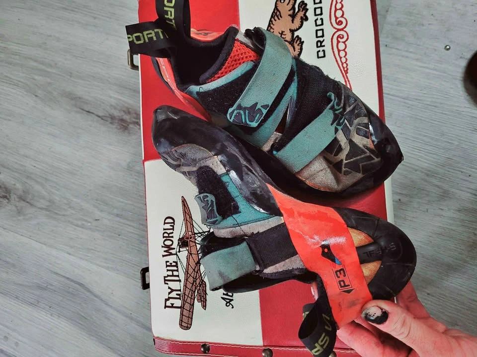 La Sportiva Skwama Climbing Shoes Size 41.5