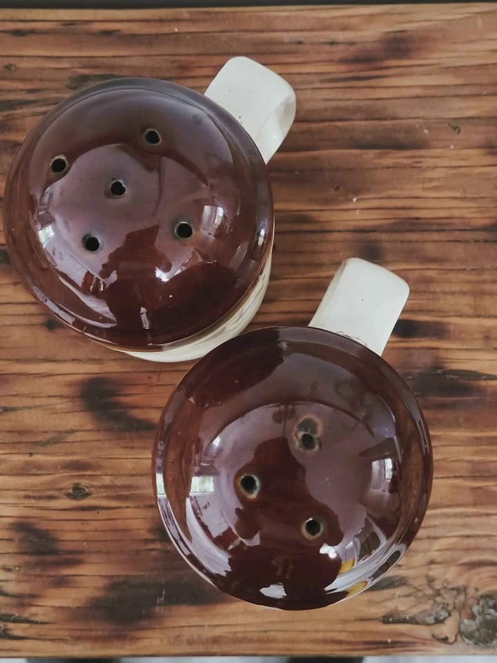 Vintage Brown Drip Glaze Ceramic Salt and Pepper Shakers - photo 4