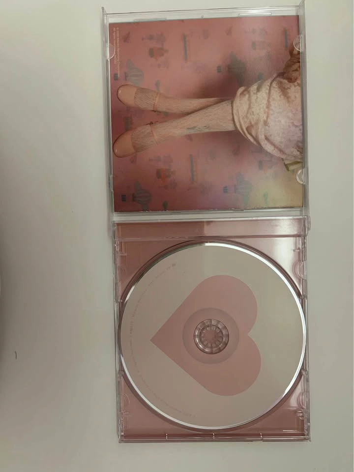 AFTER SCHOOL MELANIE CD MELANIE MERCH SALE - photo 2