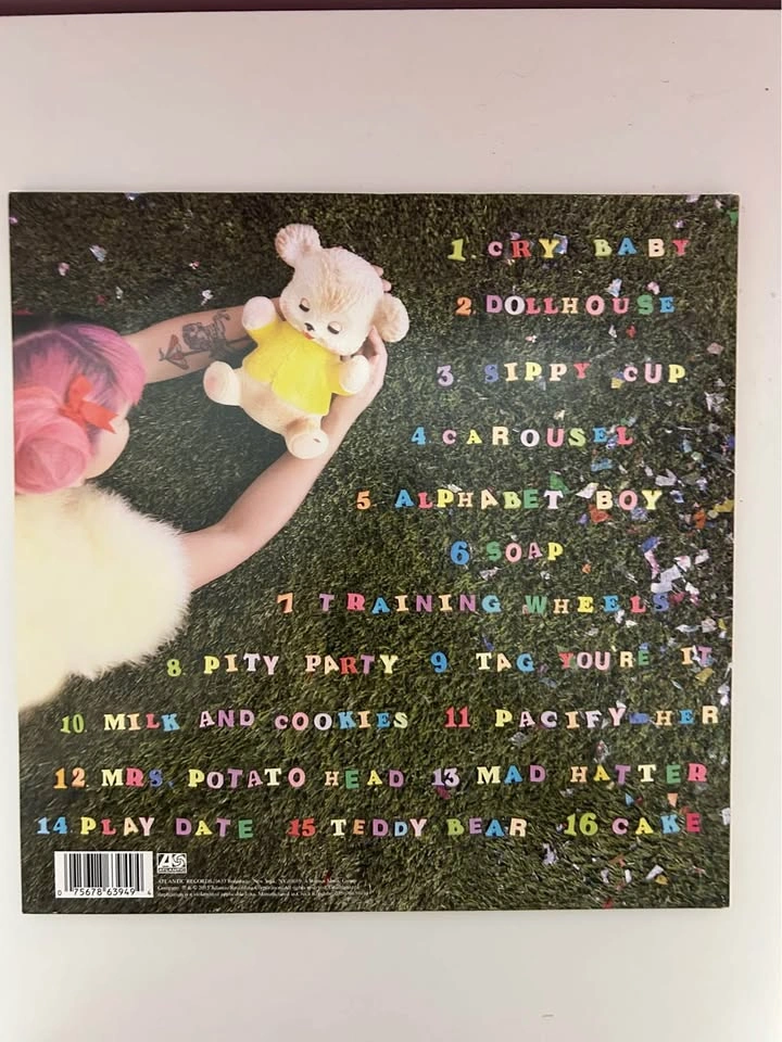 CRYBABY DELUXE MELANIE VINYL SALE - photo 2