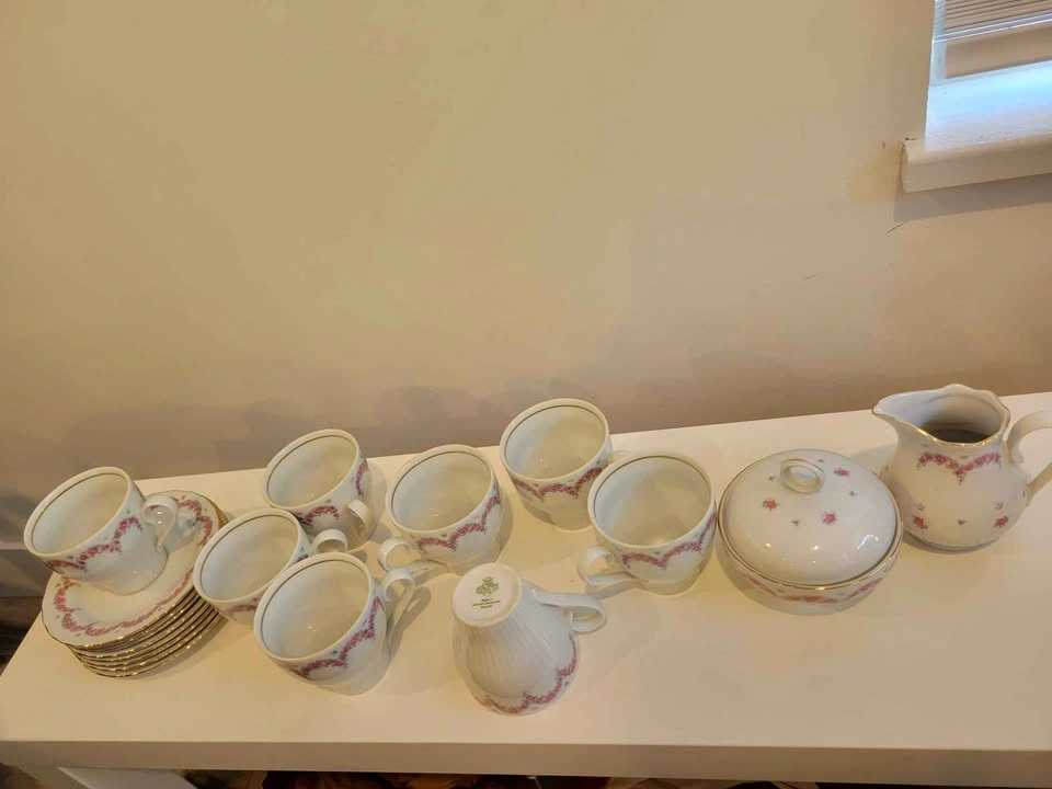 Set of 30 Graf Von Henneberg JLMENAU Tea Set - GDR - photo 3