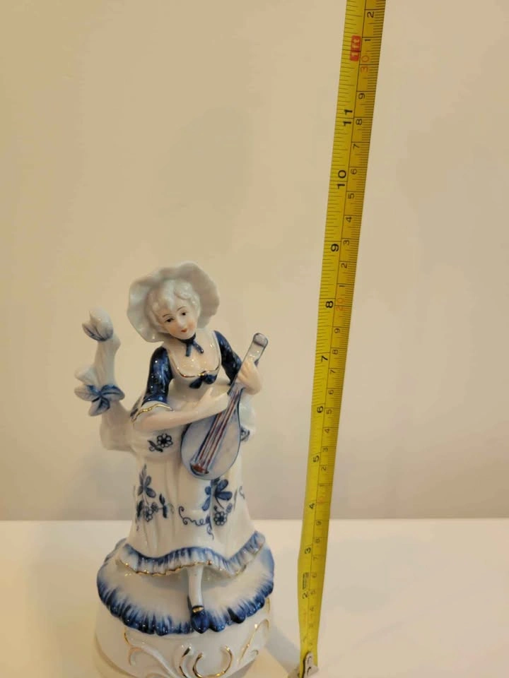 Collectible vintage music box - photo 2
