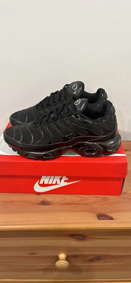 Nike tns