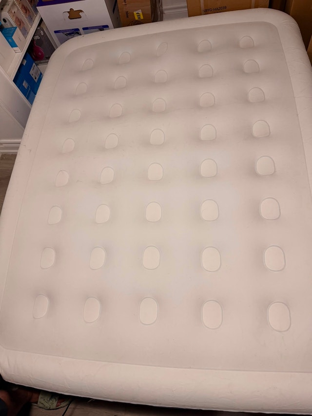 Intex Air Mattress - photo 2