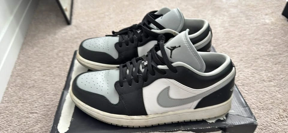 Jordan 1 low Black/Grey Size 9 Mens (NO TRADES)