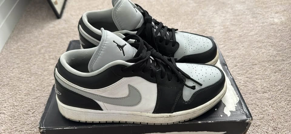 Jordan 1 low Black/Grey Size 9 Mens (NO TRADES) - photo 5