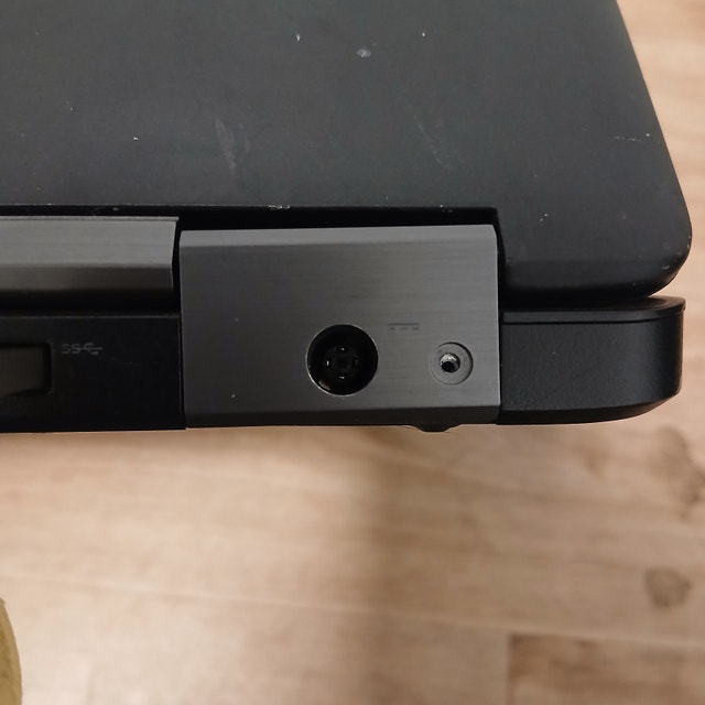 CHEAP! Dell Latitude E5550 - Refurbished - photo 4