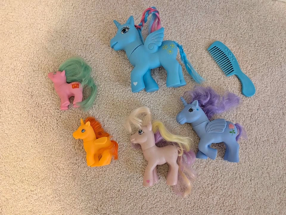 🦄 Bundle of 5 Pony Toys – $5 for All
