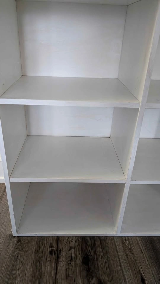 White 6-Cube Storage Shelf/IMMEDIATE Moving untill Aug 27th - photo 5