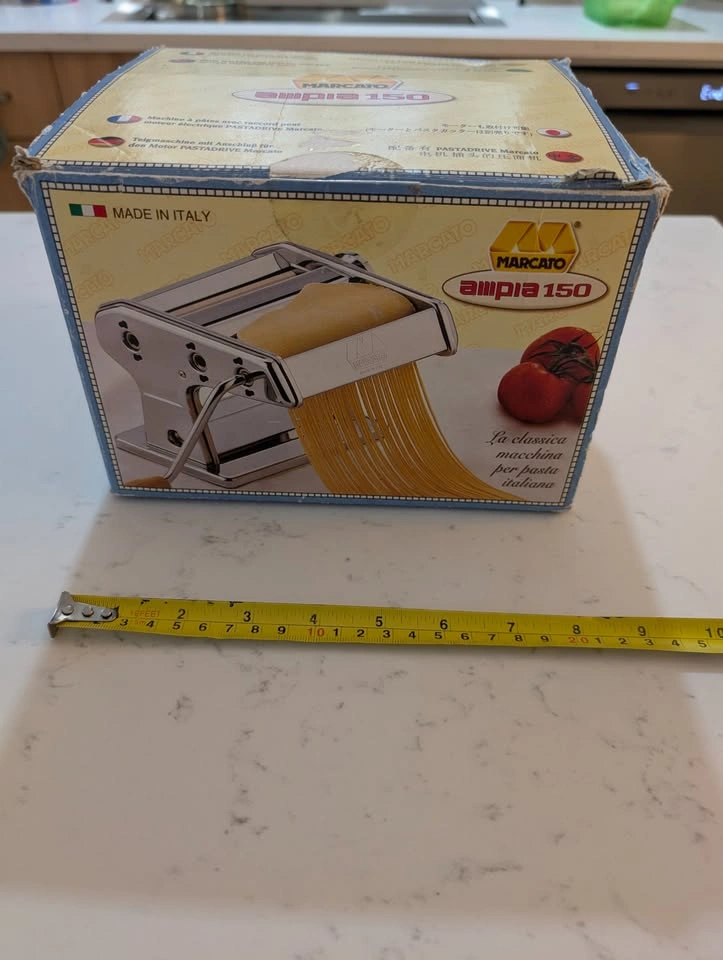 Pasta and Noodle Maker