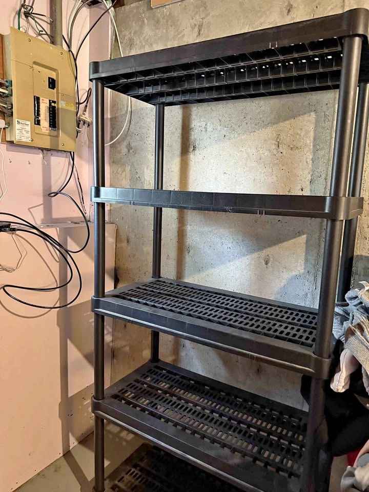 Shelving Unit