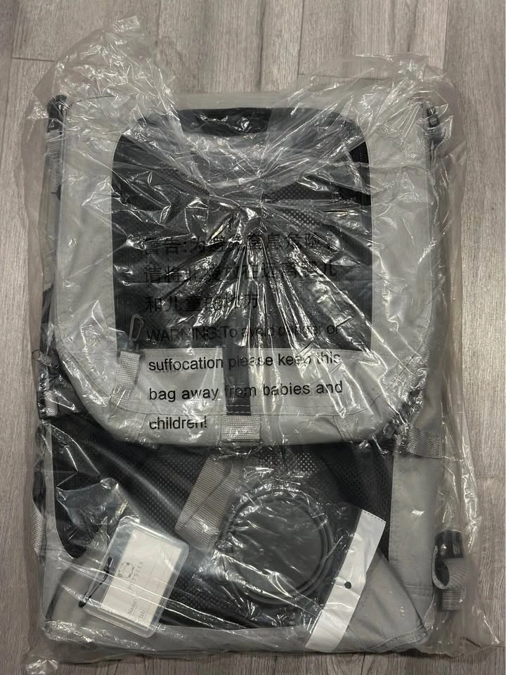 Petseek Extra Large Carrier 24x16.5x16 *BRAND NEW* - photo 2