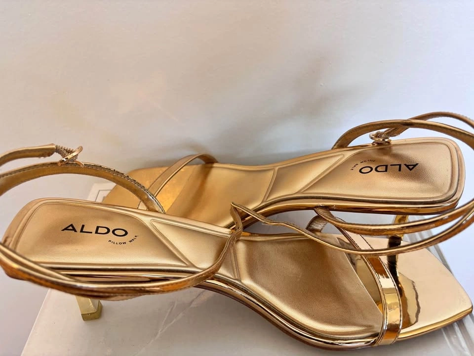 Aldo metallic Gold Heel