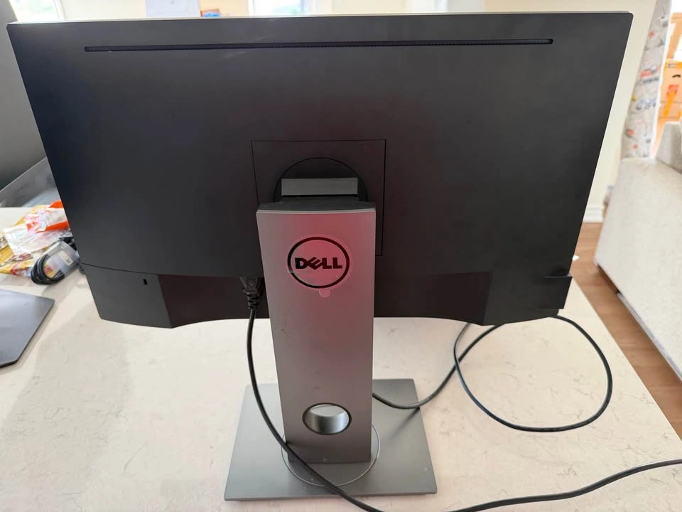 24” Dell Monitor - photo 2