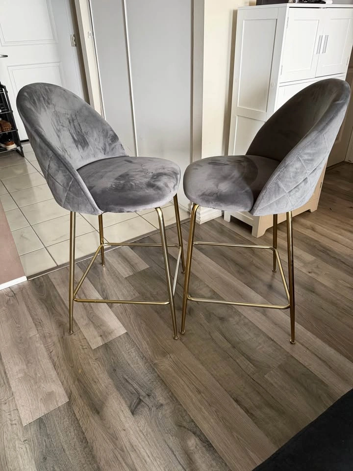 Two Bar Stools for Sale - photo 3