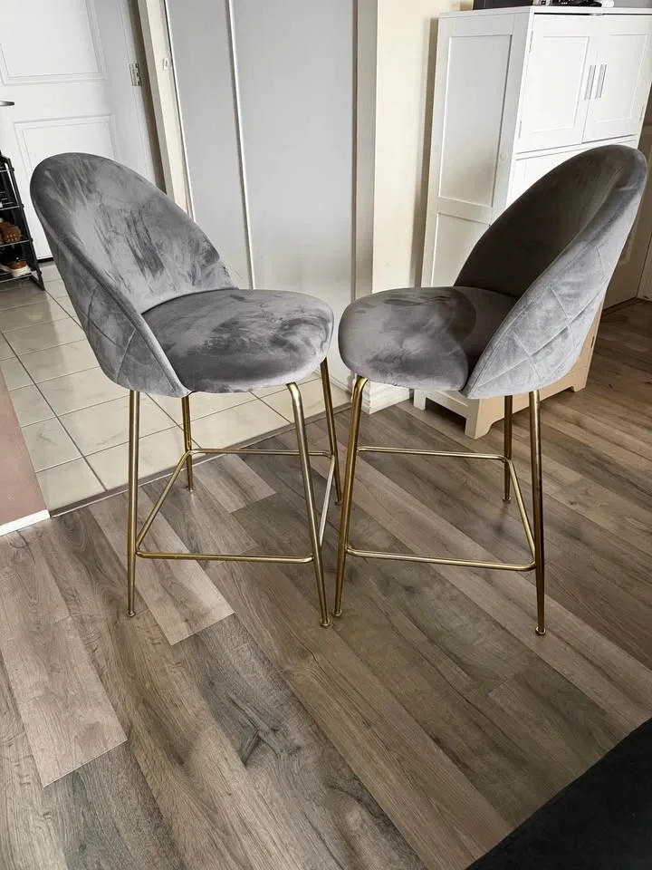 Two Bar Stools for Sale - photo 3