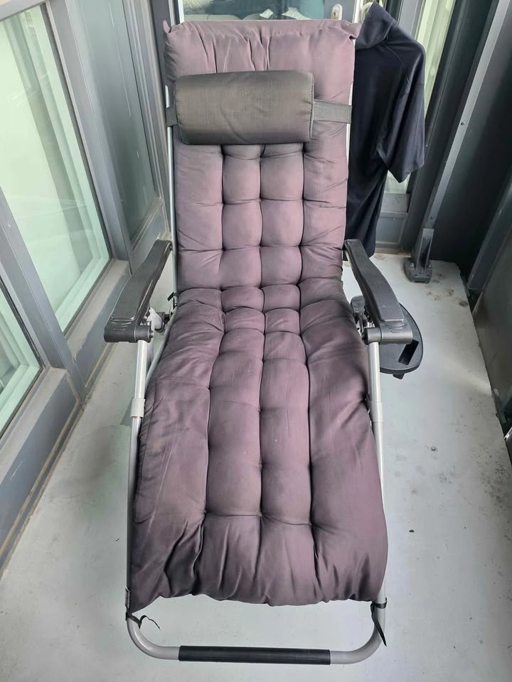 VEVOR Zero Gravity Lounge Chair - photo 3