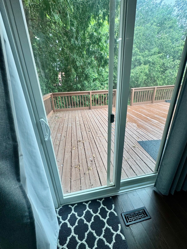 ✨ Beautiful Furnished Room for Rent – Whitby (Brock & Manning) - photo 3