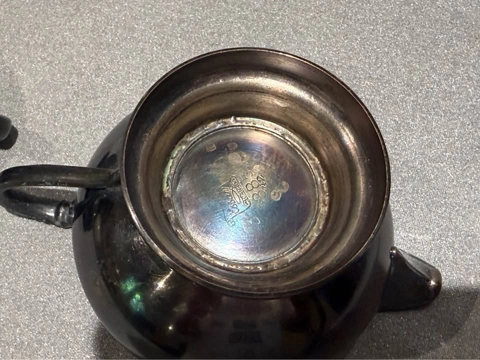 Essay Canada Silver Plate Creamer and Sugar Bowl Set - photo 4