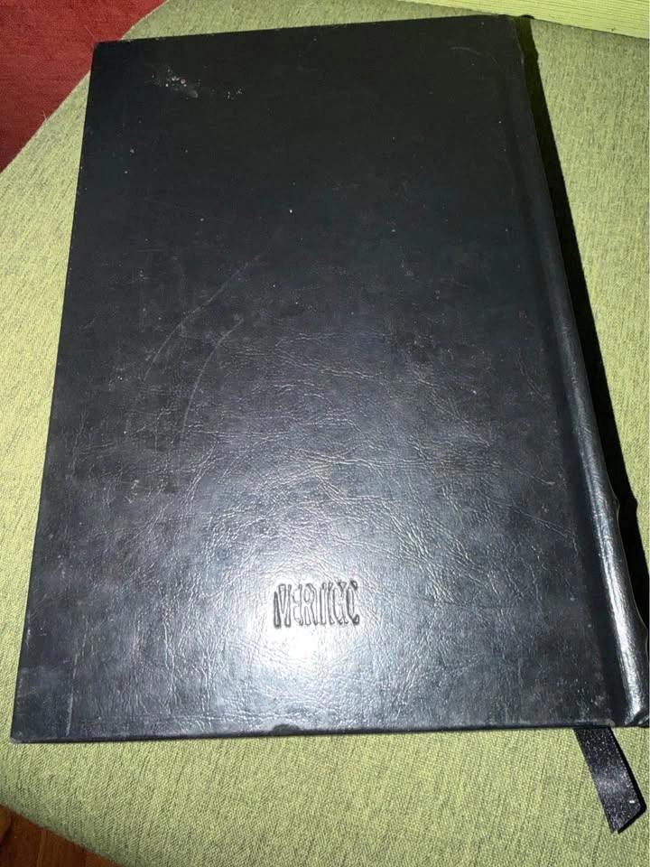 Absolute Sandman Volume One Neil Gaiman DC Vertigo Hardcover - photo 4