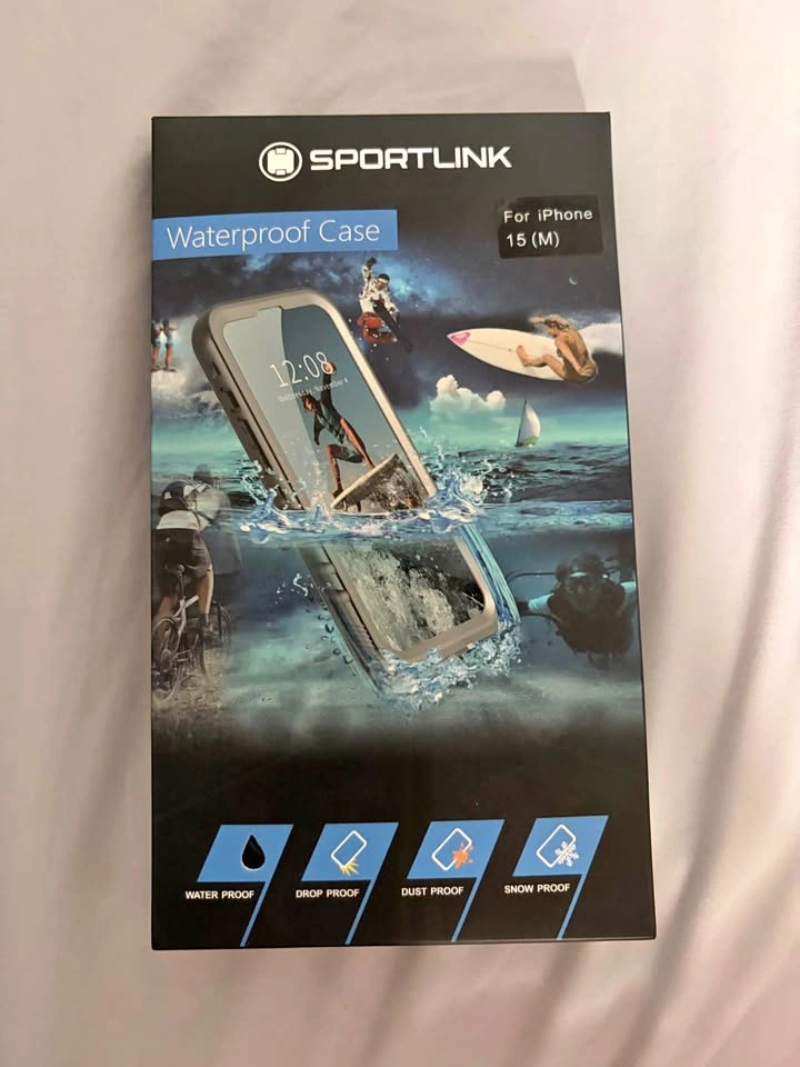 iPhone 15 waterproof case