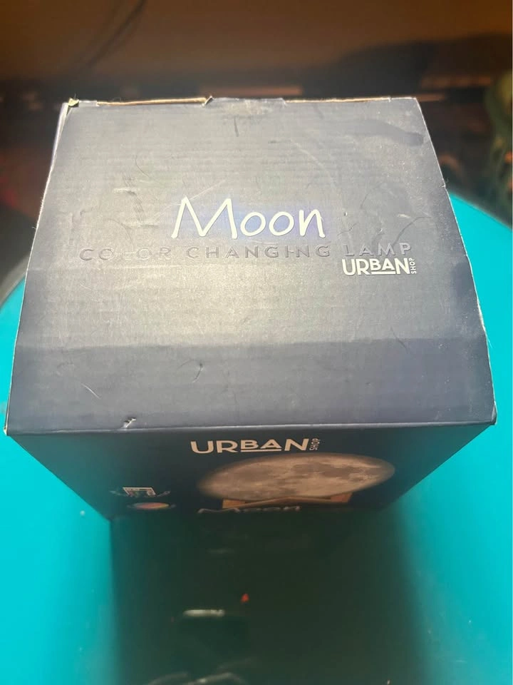 Urban Shop Moon Color Changing Lamp LED Remote Control - photo 5