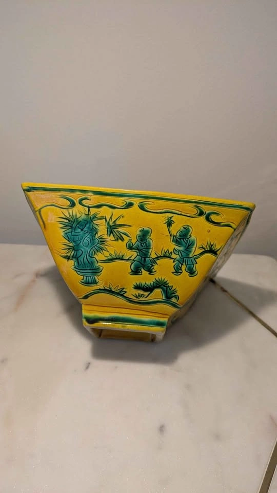 Chinese Yellow and Green Glazed Square Bowl - photo 5
